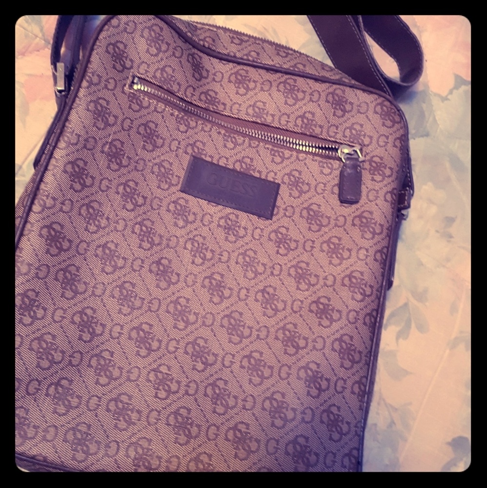 Crossbody Guess Bag